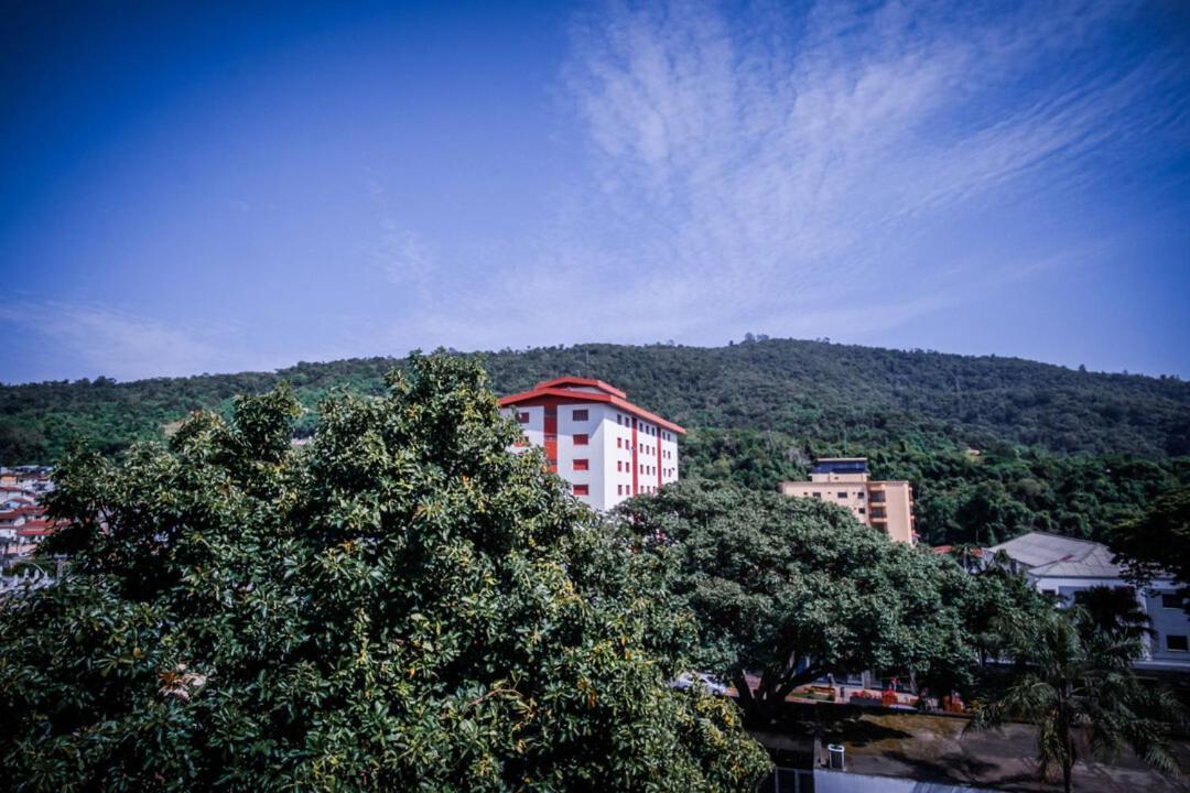 Apto Com Wifi No Centro De Aguas De Lindoia Sp Leilighet Eksteriør bilde